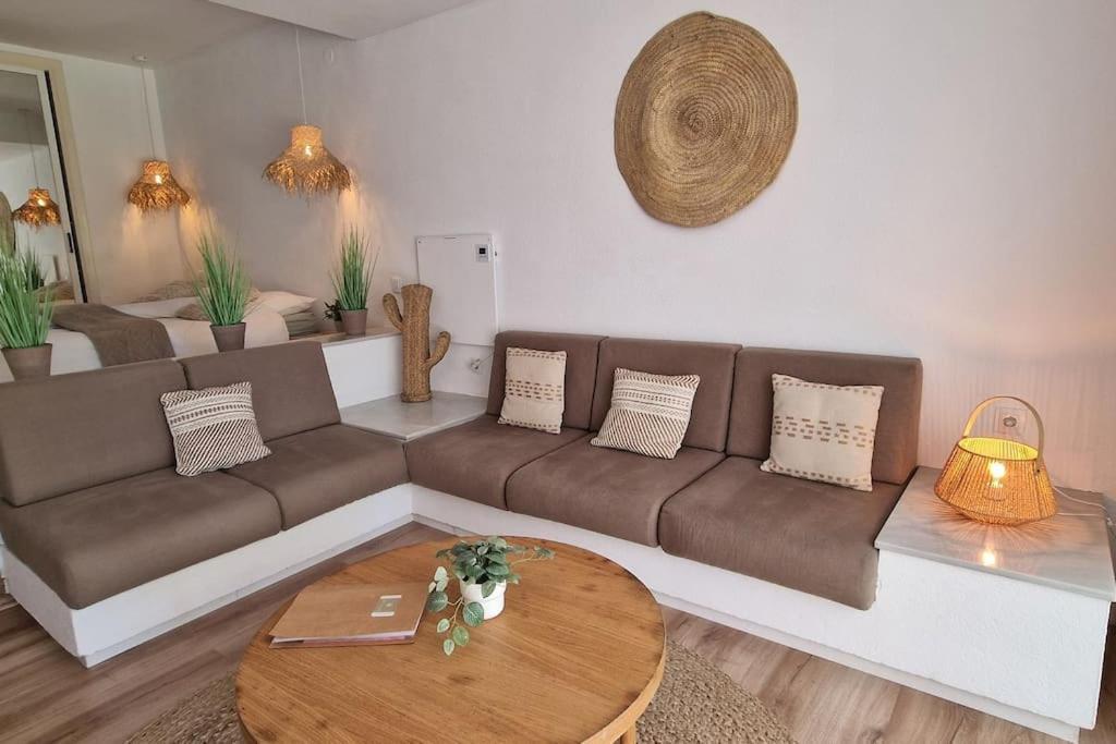 Luxe Studio Met Ruim Terras, Vlak Aan Zee! Sitio de Calahonda Exterior foto